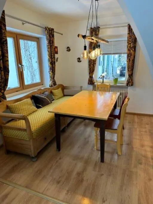 Stilvolle Familienwohnung In Woernsmuehl Fischbachau Apartment